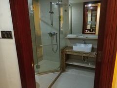 -华策酒店