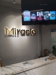 -Miracle集简美发沙龙