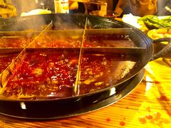 -岗上渣渣老火锅(两路口店)