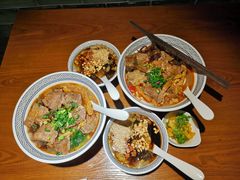 -粉吖吖·邵阳米粉(体育西路店)