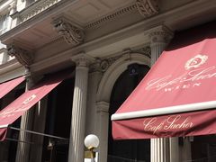 -Cafe Sacher(WIEN)