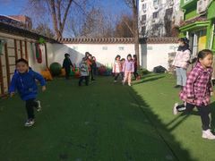 -小脚丫幼儿园(西二旗东一路校区)