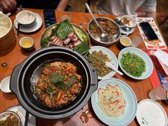 -老滇山寨•云南特色菜•地方菜•民族风情歌舞表演(金碧店)