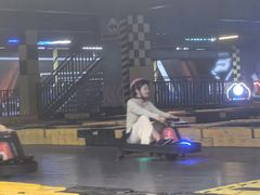 -极限PLAY运动娱乐新世界·团建派对潮玩休闲馆·室内蹦极高空游乐园