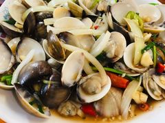 -班赞海鲜市场胖阿姨加工点