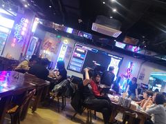 大堂-马路牙子地桌烤肉(工体店)