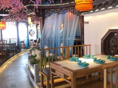 -荷塘秋月·本帮江浙菜(国权路店)