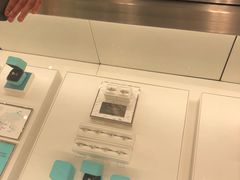 -Tiffany & Co.蒂芙尼
(杭州大厦店)