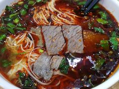 -思泊湖牛肉面(振兴路店)