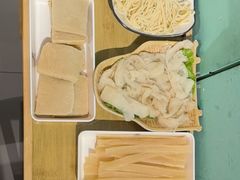 -云中鱼蒸汽石锅鱼(川沙百联店)