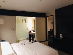 -青岛海尔洲际酒店