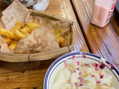 -云阿蛮云南生烫牛肉米线(奉贤路店)