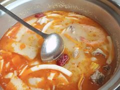 -喃喃椰·糟粕醋·椰子鸡火锅(七堡花园店)