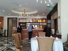 -老人和饭店(淮海中路店)