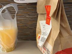 -麦当劳(杭州西湖银泰百货店)