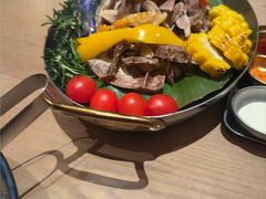 -耶里夏丽·丝路国际·新疆餐厅(浦东区东方路店)