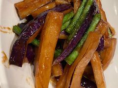 酱烧农家茄子豆角-太兴餐厅(东方广场分店)