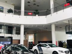 -奔驰北京极光星徽(四元桥店)
