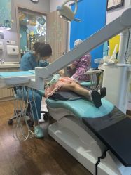 -睿宝儿科·眼科·口腔(静安大悦城门诊部)