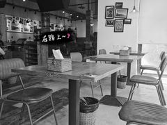 大堂-无届青年餐馆(熙街店)