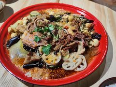 -老街称盘麻辣烫(真武路店)