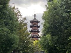 -龙华寺
