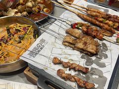 -丽伟的串·烧烤·砂锅(季景天地店)