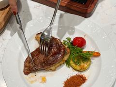 -西语·炭烧牛排(卓越中寰店)