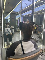 -藤野造型烫发染发