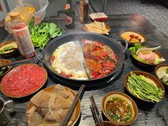 -冯校长老火锅(中联广场店)