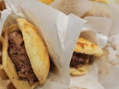 -闫家驴肉老店(华电一校店)