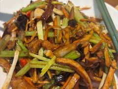 -小菜园新徽菜(芜湖奥特莱斯店)