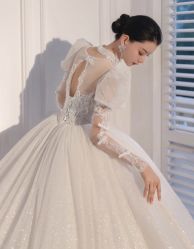 点击看大图 -曼青婚纱礼服馆