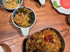 -包整·丝娃娃(甲秀楼景观店)