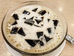 椰香西米凉粉-佰搭果·广式茶餐厅(西华路店)