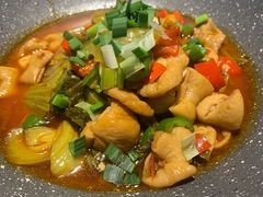 滋味酸菜肥肠-姜君·千岛湖鱼头馆(浦东大道店)