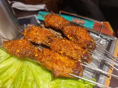 -三个大叔烤羊肉串·歌手驻唱·碳烤鲜肉(西三旗店)
