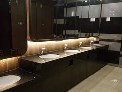 -英皇UA电影城(瑞虹天地月亮湾)