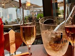 -MONICH牛排融合餐厅(和义大道购物中心店)