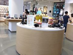 -Sony Store 索尼(上海淮海中路店)