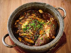 砂锅蝶鱼头-新海渔港·胶东海鲜家常菜·家宴(奥体中心店)