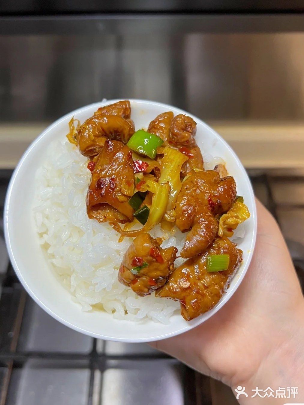 酸菜肥肠煲,这个做法可以拿去参赛了,太 香啦 怎么会有肥肠这