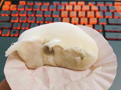 -蜜蜂小象·榴莲千层蛋糕(时代汇11栋店)