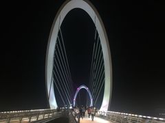 -南京眼步行桥