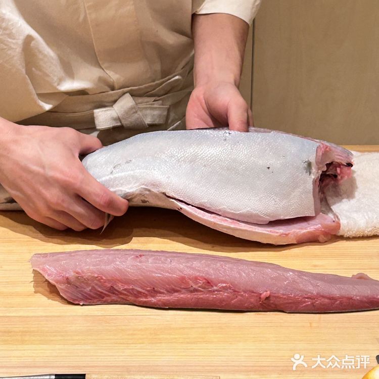 板前寿司的天花板，绝绝子😘