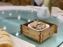 金银蒜蒸土猪排骨-余荫居