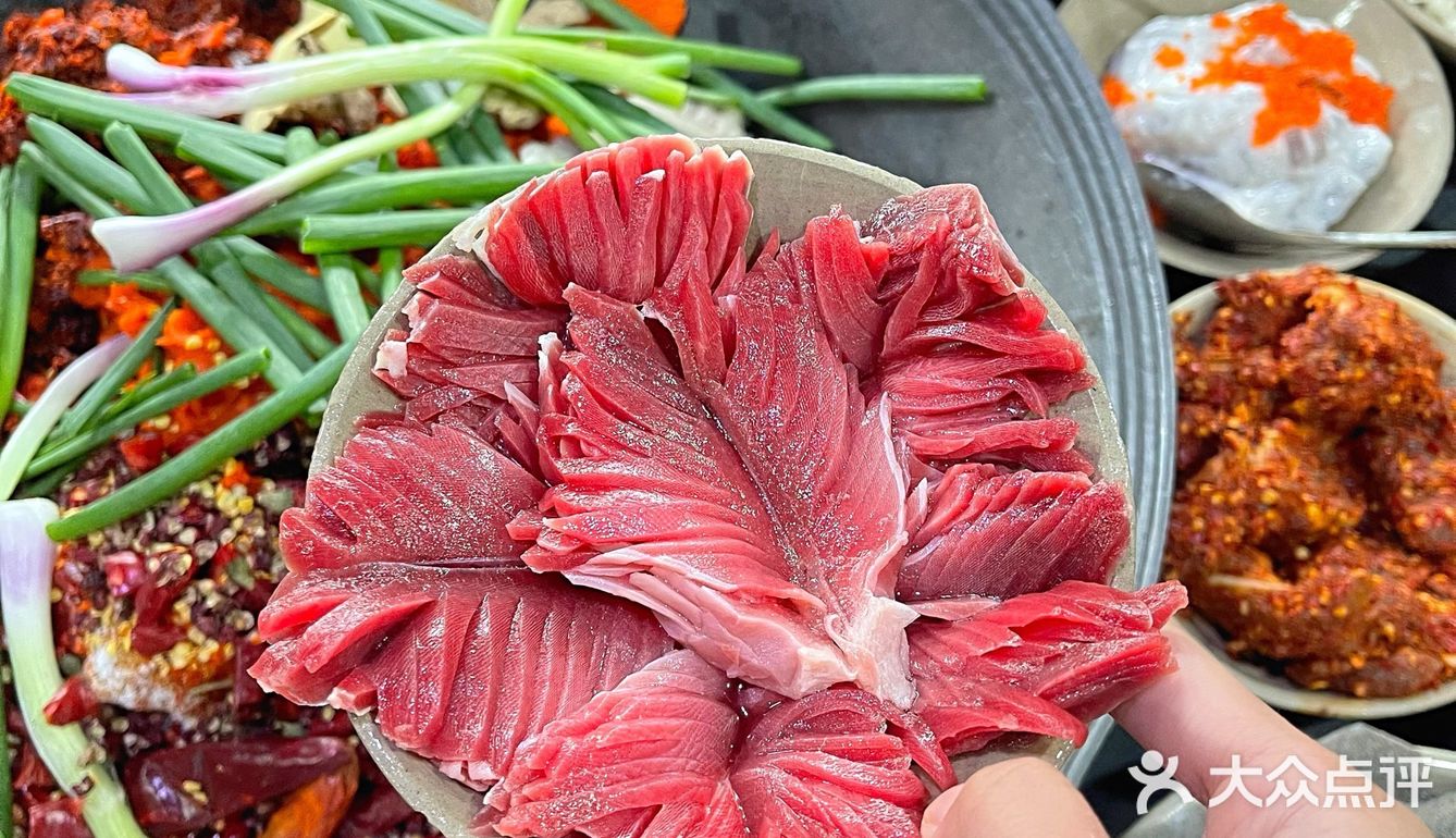 重庆探店|吃货天堂 中午都在营业的孔妈火锅