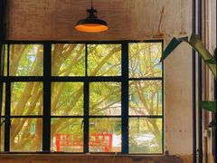 -锅炉咖啡·西餐·音乐酒厂
