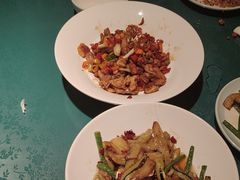 -呷湘厨·鱼汤捞饭·剁椒鱼头·辣椒炒肉(国家会展中心店)