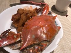 蒸海鲜-小船渔村•大连菜•大连焖鱼(黄河路店)